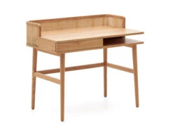 Bureau ARAXI - Essen Hout
