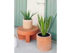 Set Van 2 Bloempotten Met Schotel KARLINA - Terracotta Bruin 10 Set Van 2 Bloempotten Met Schotel KARLINA - Terracotta Bruin -Lifetime || ESSENZA || Zuiver Winkel kave home karlina 42640