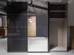 Kleerkast KULMBACH Met Spiegel - Basalt Grijs -Lifetime || ESSENZA || Zuiver Winkel rauch kulmbach 53663