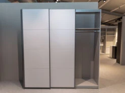 Schuifdeurkast KULMBACH - Grijs Grijs 9 Schuifdeurkast KULMBACH - Grijs Grijs -Lifetime || ESSENZA || Zuiver Winkel rauch kulmbach 69229