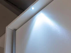 Kleerkast SYNCRONO Met Spiegel - Wit Wit 14 Kleerkast SYNCRONO Met Spiegel - Wit Wit -Lifetime || ESSENZA || Zuiver Winkel rauch syncrono 53676