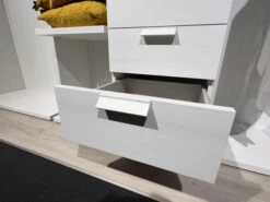 Walk-in Kast Incl. Accessoires - Wit Wit -Lifetime || ESSENZA || Zuiver Winkel richter young design walk in 73178