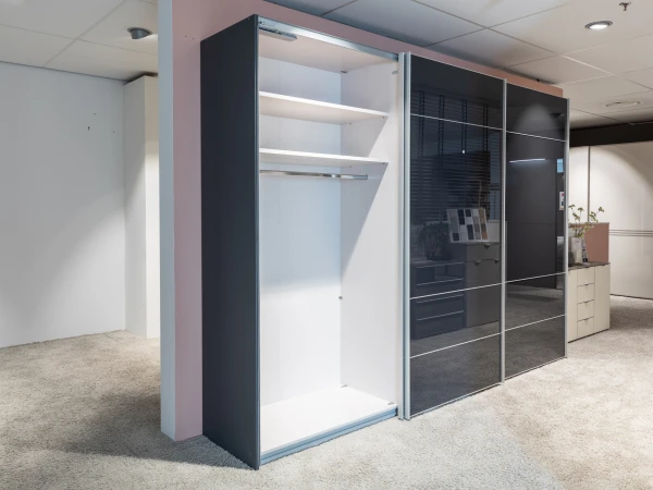 Staud Kleerkast SINFONIE PLUS - Antraciet Glas Grijs 4 Staud Kleerkast SINFONIE PLUS - Antraciet Glas Grijs - Afbeelding 2