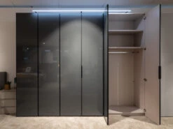 Staud Kleerkast SWING Incl. Accessoires - Zwart Zwart -Lifetime || ESSENZA || Zuiver Winkel staud swing 51719