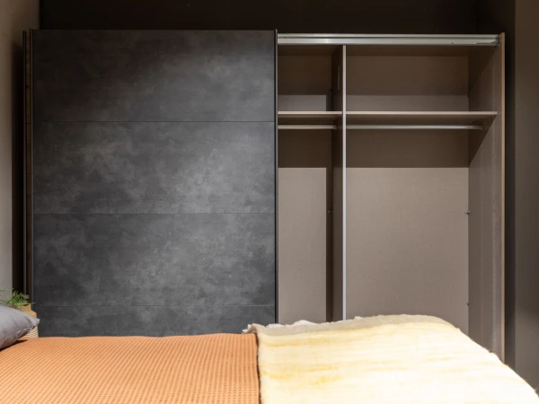 Schuifdeurkast TAMPA - Artisan Eik/grafiet Hout 4 Schuifdeurkast TAMPA - Artisan Eik/grafiet Hout - Afbeelding 2